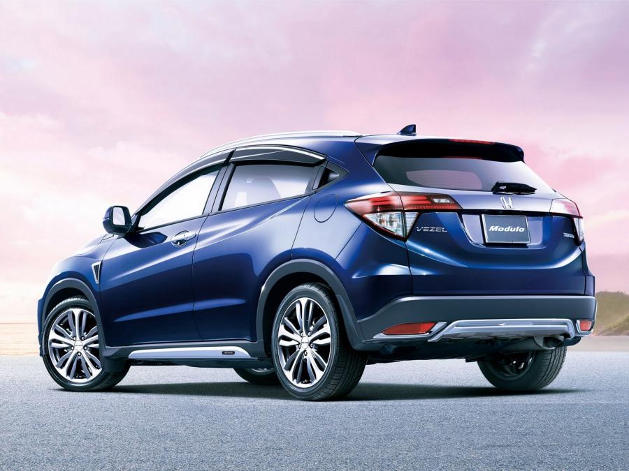  Honda Vezel Hybrid by Modulo 2014 года  (фото 4 из 6)